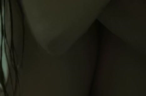 Влажную русскую девушку красиво чпокнули в душе